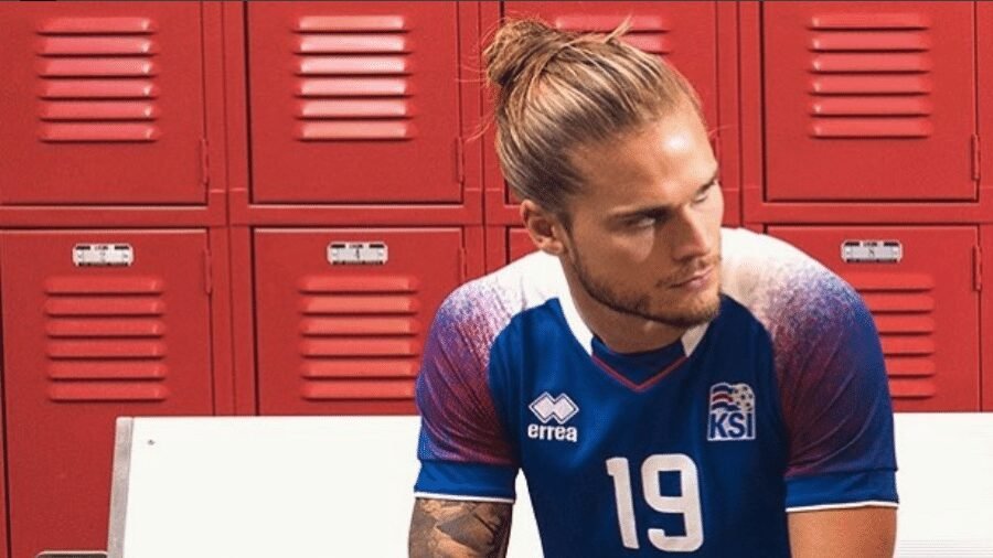 De craque a astro: conheça o passado esportivo do protagonista de Comer Rezar Ladrar