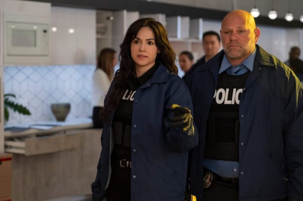 Nemesis: nova série policial da Netflix une ação explosiva e clichês irresistíveis